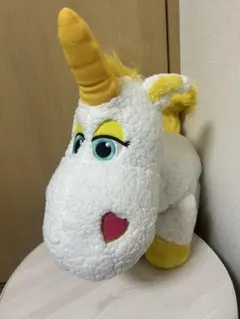 トイストーリー　ギガジャンボふわふわぬいぐるみ　バターカップ