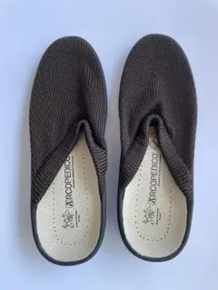 ARCOPEDICOライトサンダル（マロン・EU37 23.5㎝・新品未使用）のサムネイル
