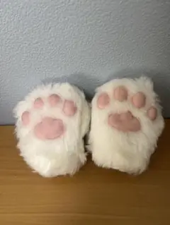 肉球ハンド　指人形肉球 猫　白猫