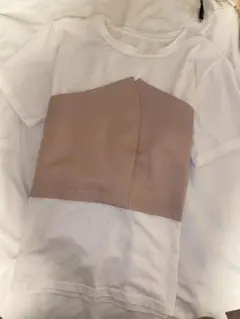 白　ピンクベージュ　TシャツMサイズ