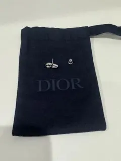 Dior CD ピアス　(ポスト2線有り) 3点セットの１つ