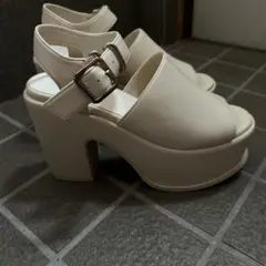 MURUA 厚底サンダル ホワイト ストラップのサムネイル