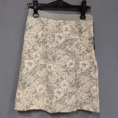 新品 カールパークレーン 花柄スカート