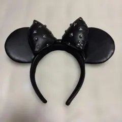 スタッズ付きのミニーカチューシャ