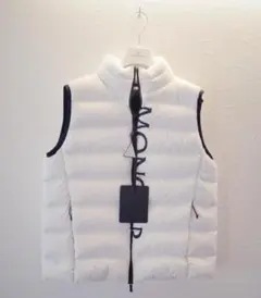 2026年最新】MONCLER カラー：ホワイト系 レディース ダウンベスト