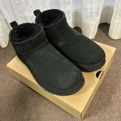 UGG クラシックウルトラミニ　ブラック　25センチ