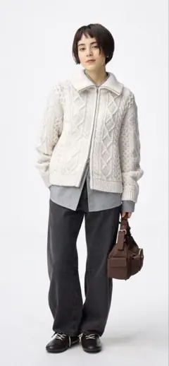 GU バレルレッグパンツ　M