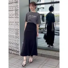 【美品】snidel ロゴプリントT シャツ グレーのサムネイル