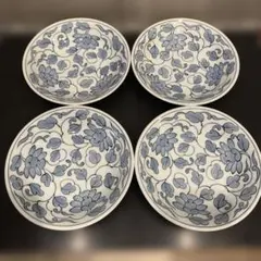 青い花柄 陶器製皿 4枚セット
