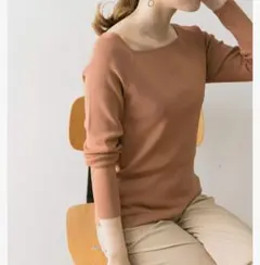 アーバンリサーチ スクエアネックニット