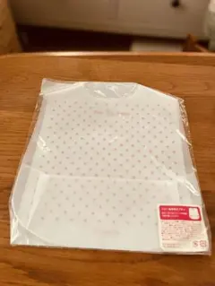 アフタヌーンティー　ベビー食事用エプロン　離乳食　新品未使用