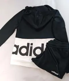 adidas トラックスーツ ジャージ上下