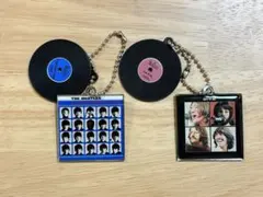 BEATLES ダイキャスト レコードチャーム ガチャ