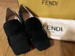 FENDI スエード フラットシューズ 黒
