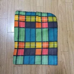 フリース チェック柄 ブランケット　膝掛け約80×60cm　軽量コンパクト♪