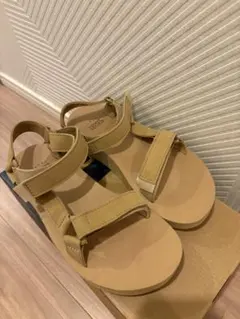 【美品】Teva テバ MIDFORM UNIVERSAL プレミアムレザーのサムネイル