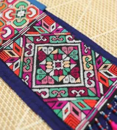 絶版本 広西 刺繍 中国 少数民族 染織 刺繍 篇 6 中国 工芸美術 叢書 