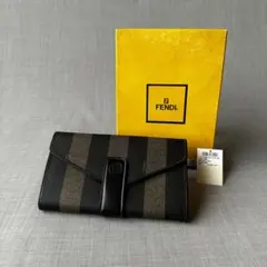 未使用 FENDI ペカン柄 長財布 マルチバッグ ユニセックス