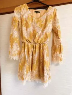 Rienda オレンジ　花柄　レース　ワンピース