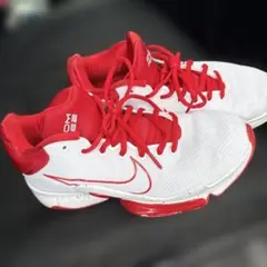 Nike Zoom Rize 2 ホワイト/レッド
