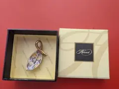 ヘレンドHERENDペンダント新品他に型違いと色違い3点あり - メルカリ