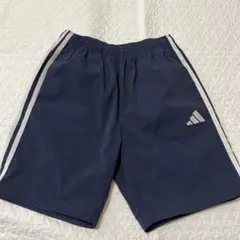 値下げ中♩アディダス　ハーフパンツ　150サイズ