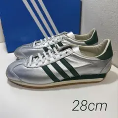 ゴールド スニーカー