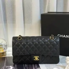 ⭐️C.H.A.N.EL⭐️ ブラック キルティング ハンドバッグ~。