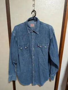 リーバイス　LEVI'S　ウエスタンシャツ　デニム調のサムネイル