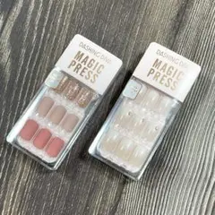 【人気2種】ダッシングディバ　マジックプレス　ネイルチップ 2個