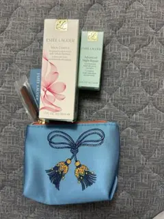 新品未開封　エスティローダー　化粧水美容液セット