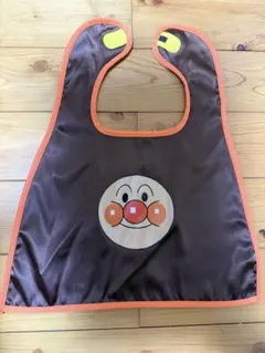 アンパンマンミュージアム限定品　アンパンマン柄　なかよしマント