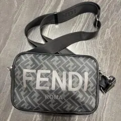 FENDI ショルダーバッグのサムネイル