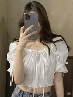 SHEIN オフショルダー トップス ホワイト 半袖のサムネイル