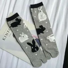 うさぎ柄ꪔ̤̮ 足袋 ソックス 靴下 アシンメトリー 灰色 コーマ綿 u14