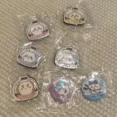 ちいかわ　くら寿司　コラボ　缶バッチ　マグネットシート　ハチワレ　うさぎ