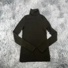 UNIQLO ユニクロ(M) ニット　セーター　タートルネック　ウール100%