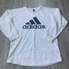 2回着用　アディダス　白いロンT 160cm 美品