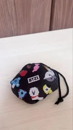 BT21 キャラクターポーチ