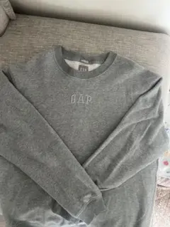 GAP グレー クルーネック トレーナー　ゆったりめS