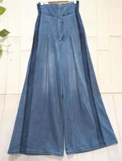 ハイウエスト ワイドレッグデニムパンツ ライトブルー