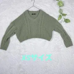 【Bershkaベルシュカ】Vネック ケーブルニット クロップド丈 グリーンXS
