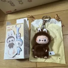 正規品 ラブブ イニシャルL ♡ アルファベット らぶぶ ぬいぐるみペンダント