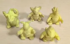 ウルトラ怪獣消しゴム ゴモラ2（黄色） アーストロン（黄色） - メルカリ