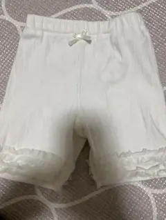 アプレ フリル付きショートパンツ