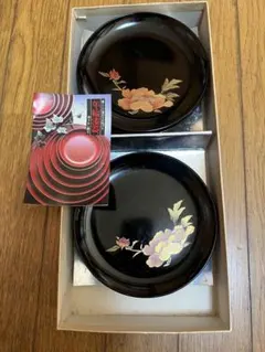 漆器 本漆 花柄デザイン 皿 未使用 ５枚組