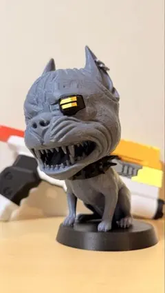 犬型ボブルヘッド｜サイバーパンク風｜置き物｜ダッシュボード飾り｜色分け済み