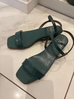 美品、ルタロンのグリーンの美ラインサンダル、LL/25cm