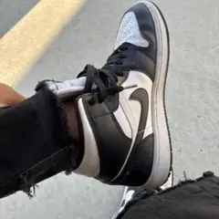 Nike Air Jordan 1 ブラック/ホワイト
