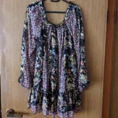 ROSEFANFAN 花柄お袖シフォンフリフリワンピース